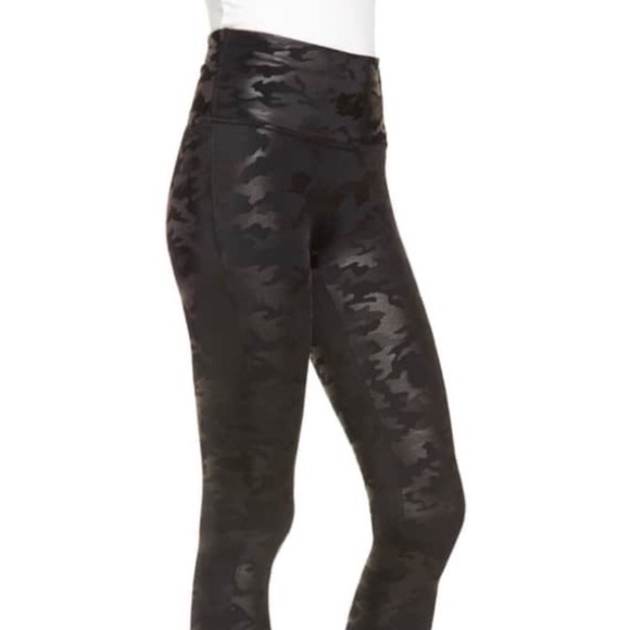 Spanx Camo Tights Leggings - Picture 6 of 16